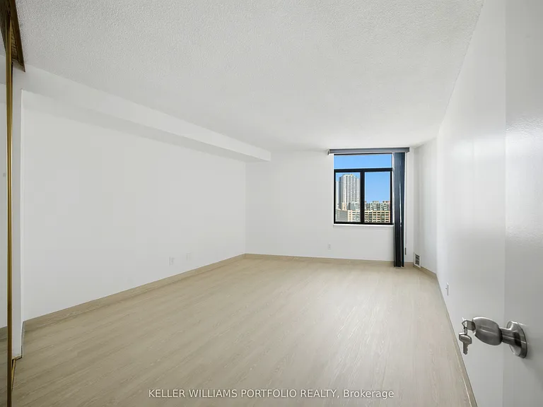 250 Queens Quay W #1608 — Photo 12