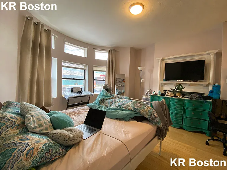 243 Harvard Ave #1 — Photo 14