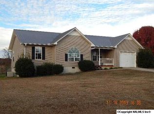 64 Dee Cir, Guntersville, AL 35976