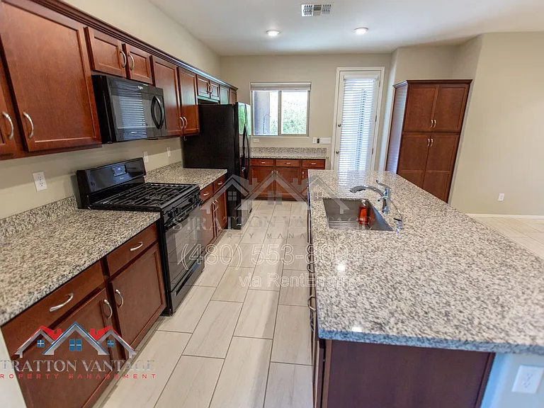 17113 W Diana Ave — Photo 14