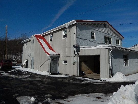 2nd image of 1909 E Pleasant Valley Blvd