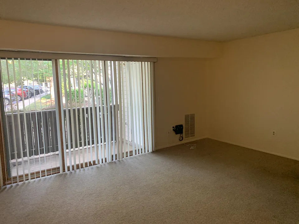 1105 Aspen Dr