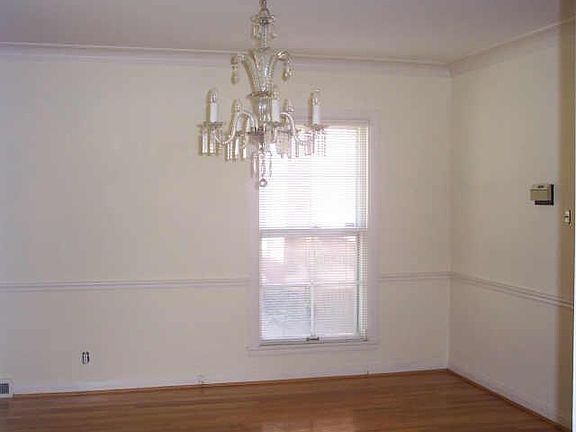 3rd image of 5923 Washington Blvd