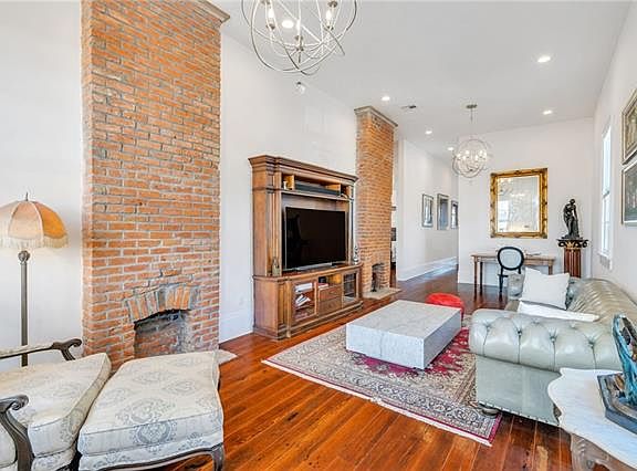 4th image of 1026 Pauline St