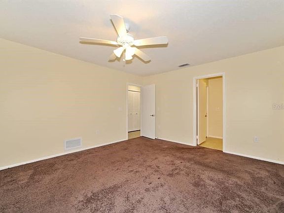 4th image of 6 Brentwood Ln