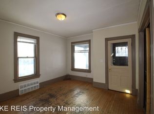 3260 N 9th St, Milwaukee, WI 53206