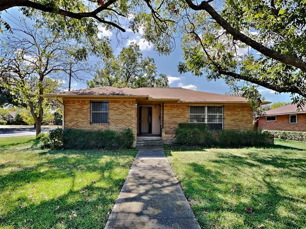 2404 Bentley Ave, Dallas, TX 75211