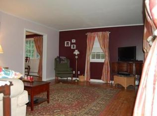 65 Cross St, Andover, MA 01810