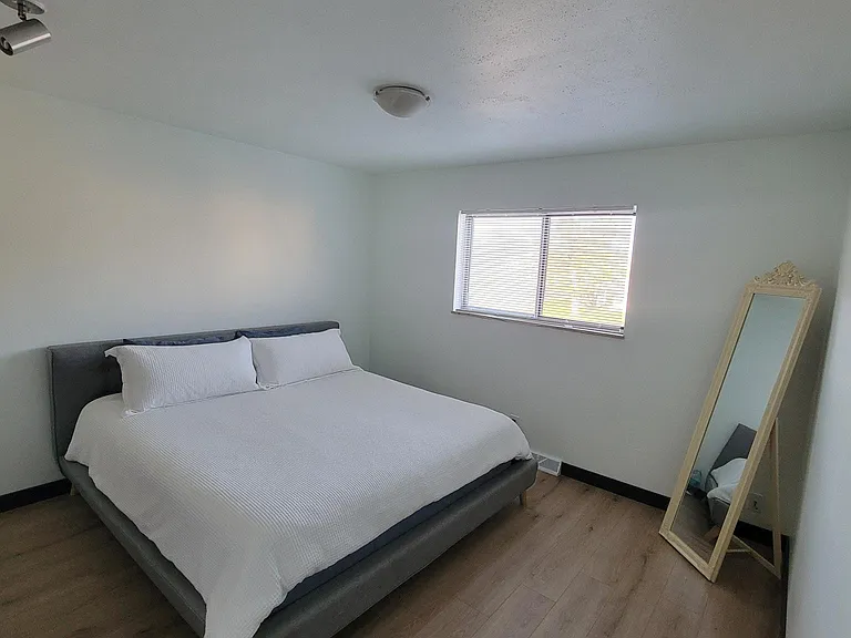 1250 S Monaco Pkwy #64 — Photo 2