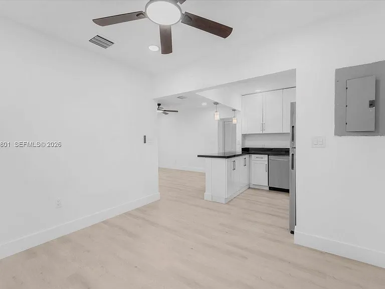 5220 SW 6th St — Photo 48