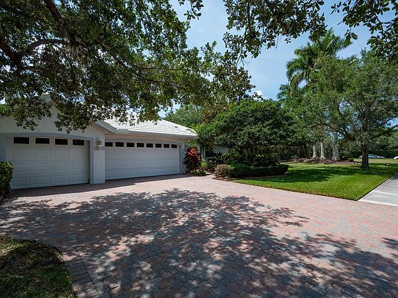 3rd image of 6933 Conestoga Pl