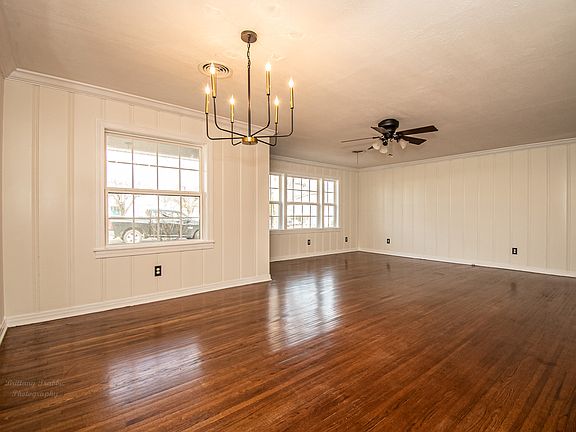 4th image of 505 E 12th St