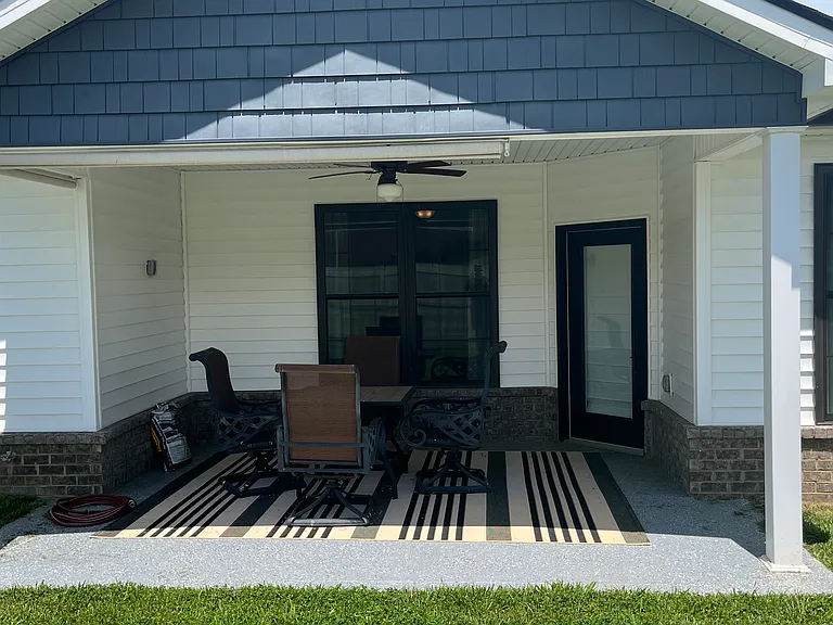 1417 Lemongrass Dr — Photo 5