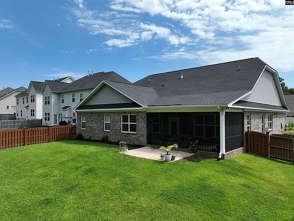 3rd image of 218 Chapin Brook Ct
