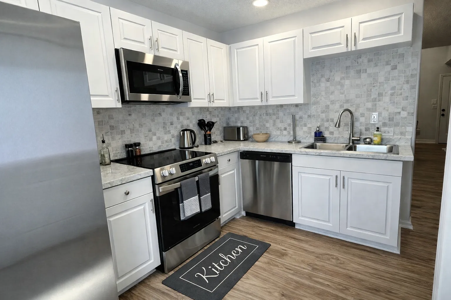 4 bed, 2.5 bath, 1567 sqft, $3,750 — Photo 3
