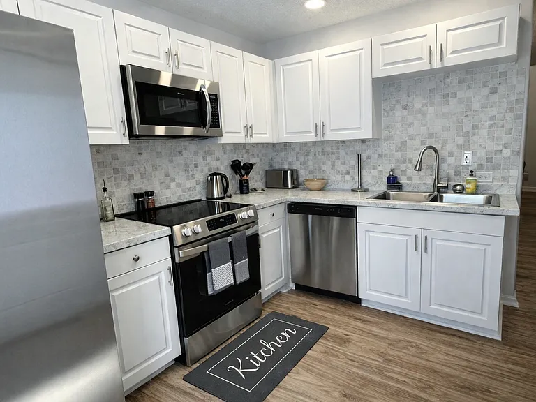 156 Turtle Creek Dr — Photo 4