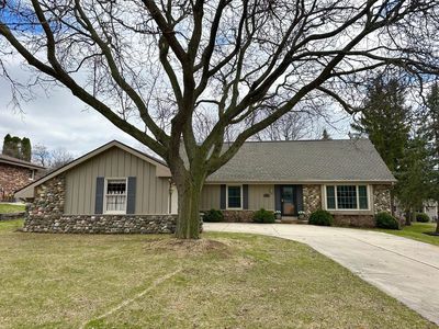 4560 South Raven LANE, New Berlin, WI, 53151