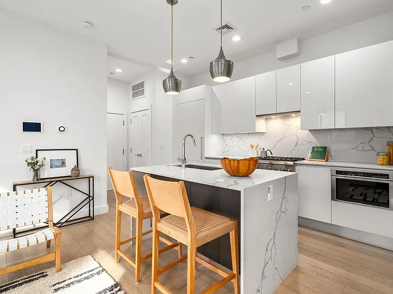 39 A St #1A — Photo 1