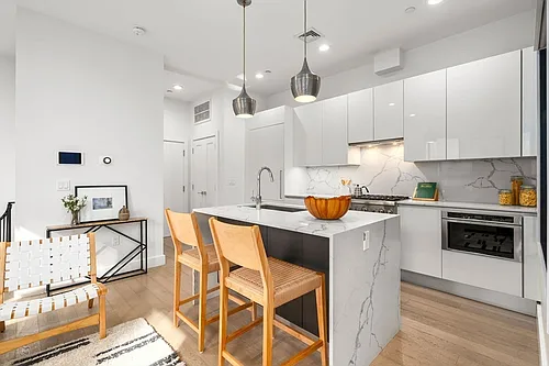 39 A St #1A Photo 1