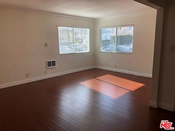 2nd image of 1414 S Beverly Dr APT 1