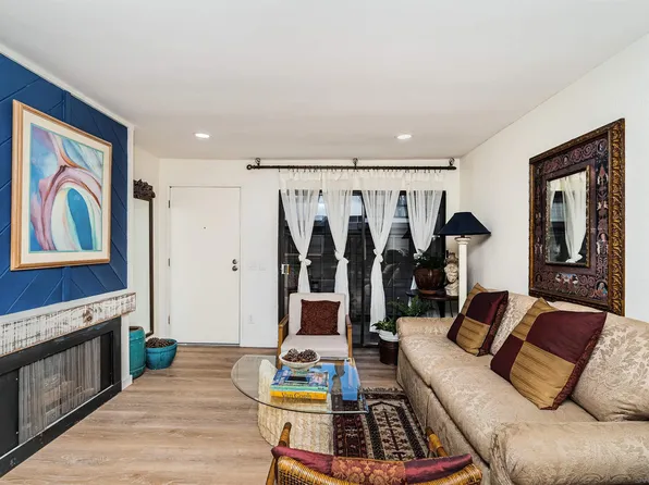 9169 Village Glen Dr Unit 162, San Diego, CA 92123