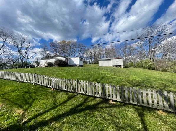 534 Sandy Ave, Buckhannon, WV 26201