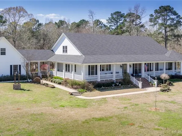 9532 Pitch Pine Dr, Shreveport, LA 71118