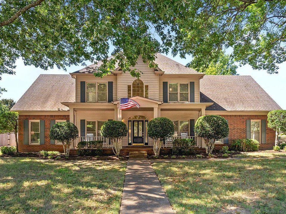 1st image of 739 Evans View Ln