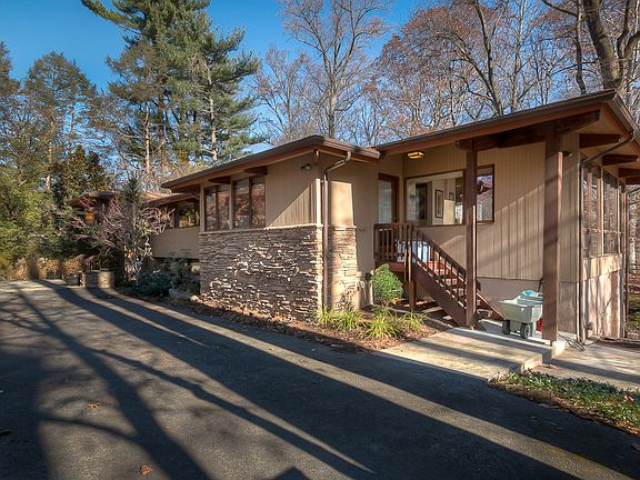 5th image of 7 Green Heather Ct