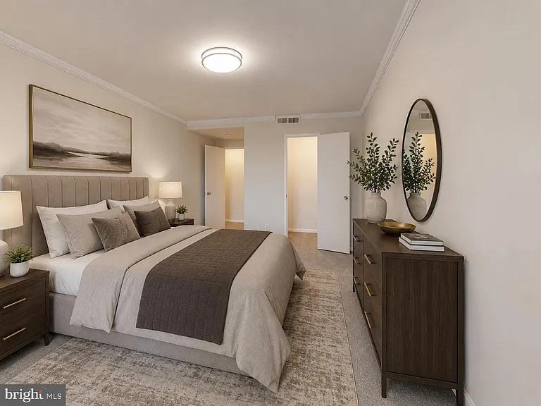 4600 Duke St #701 — Photo 10