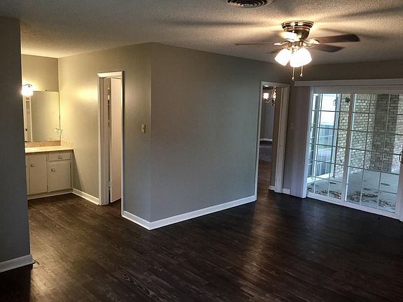 3rd image of 1249 Clyde Dr #1