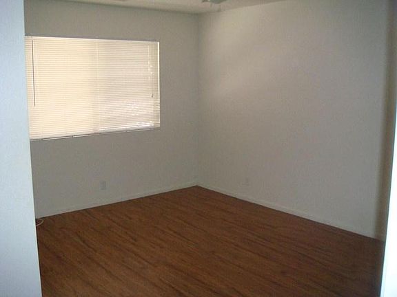 2nd image of 13765 Nassau Dr