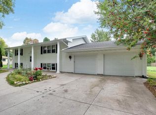 30825 Elm St, Lindstrom, MN 55045