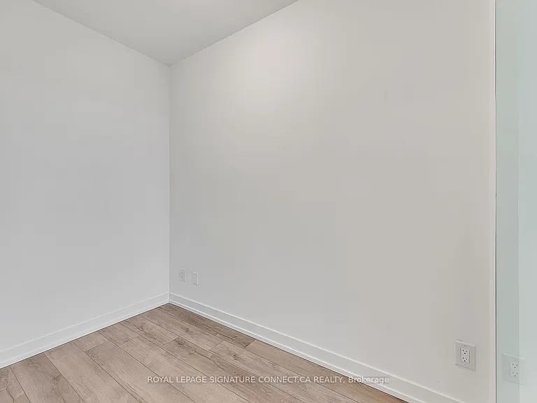 3100 Keele St #421 — Photo 11