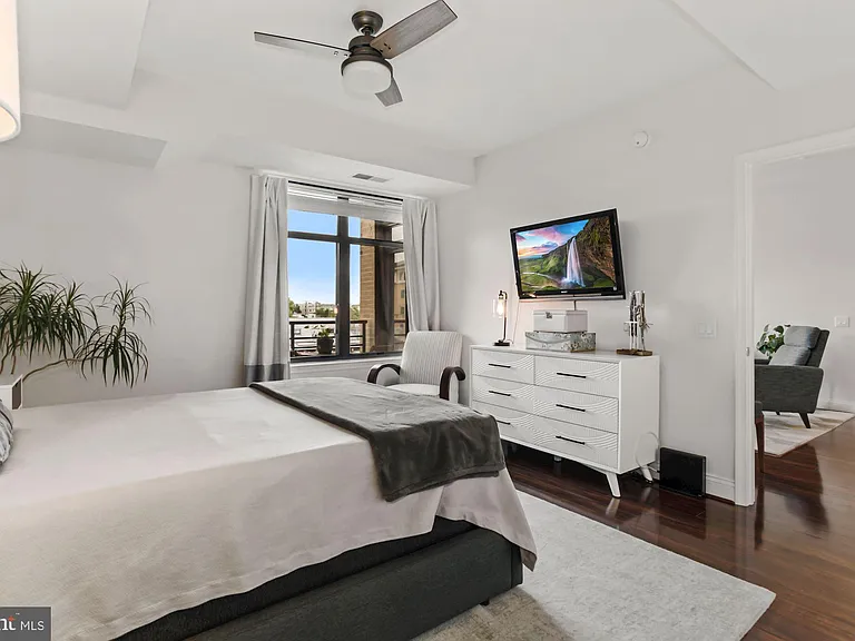 525 N Fayette St #413 — Photo 16
