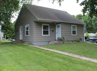 23 W Pike St, Osakis, MN 56360