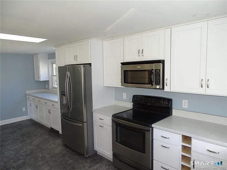 15 Bayshore Dr — Photo 8