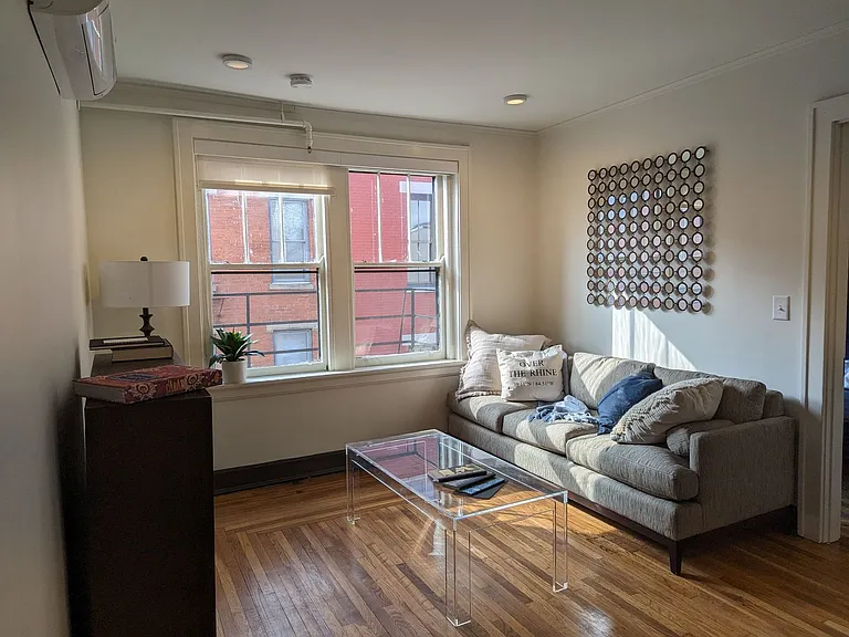 1401 Main Street — Photo 5
