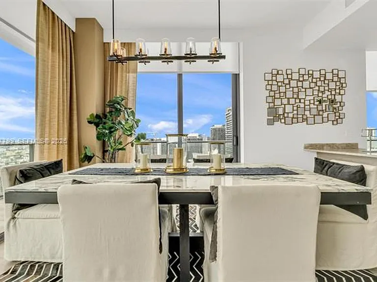 1300 S Miami Avenue Rd #Penthouse 5110 — Photo 16