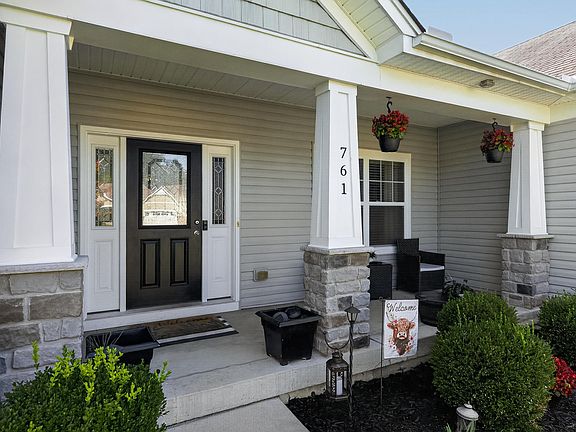 3rd image of 761 Coot Ct