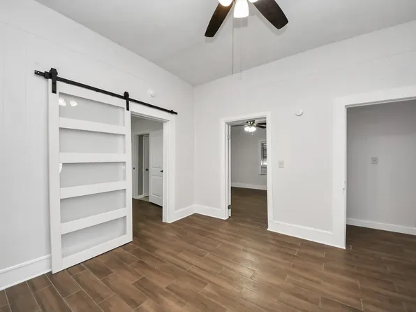 1213 28th St, Galveston, TX 77550