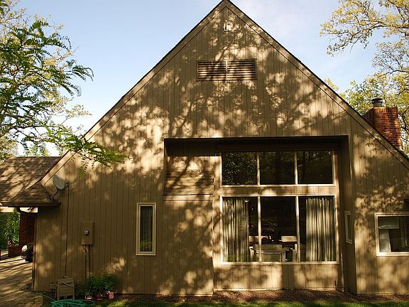 West Facing away from Lay Road