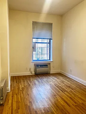 Rented by Urban Real Estate Inc | media 10