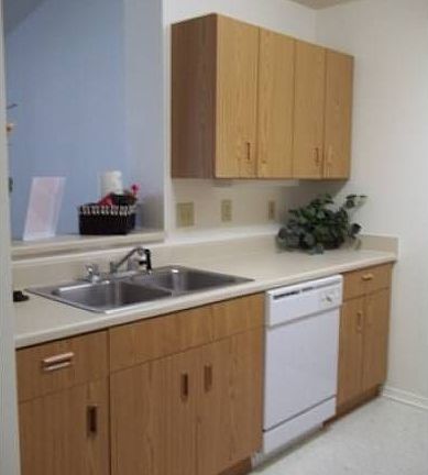 Left side of Kitchen