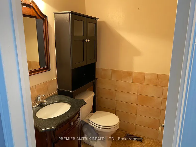 46 George St — Photo 17