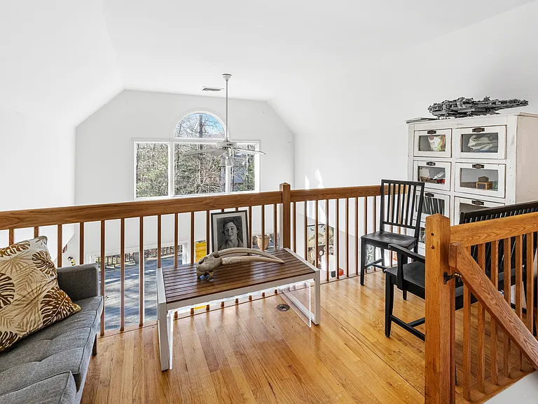 67 Houston Dr — Photo 10