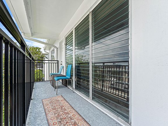 2nd image of 1045 SE 15th Street #13d