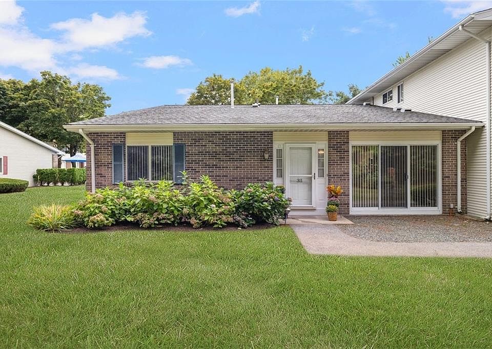 1st image of 311 Chatham Cir