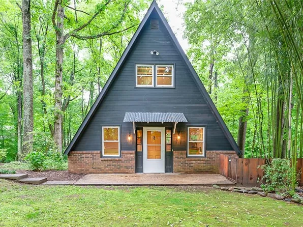 6622 Doral Dr, Tobaccoville, NC 27050