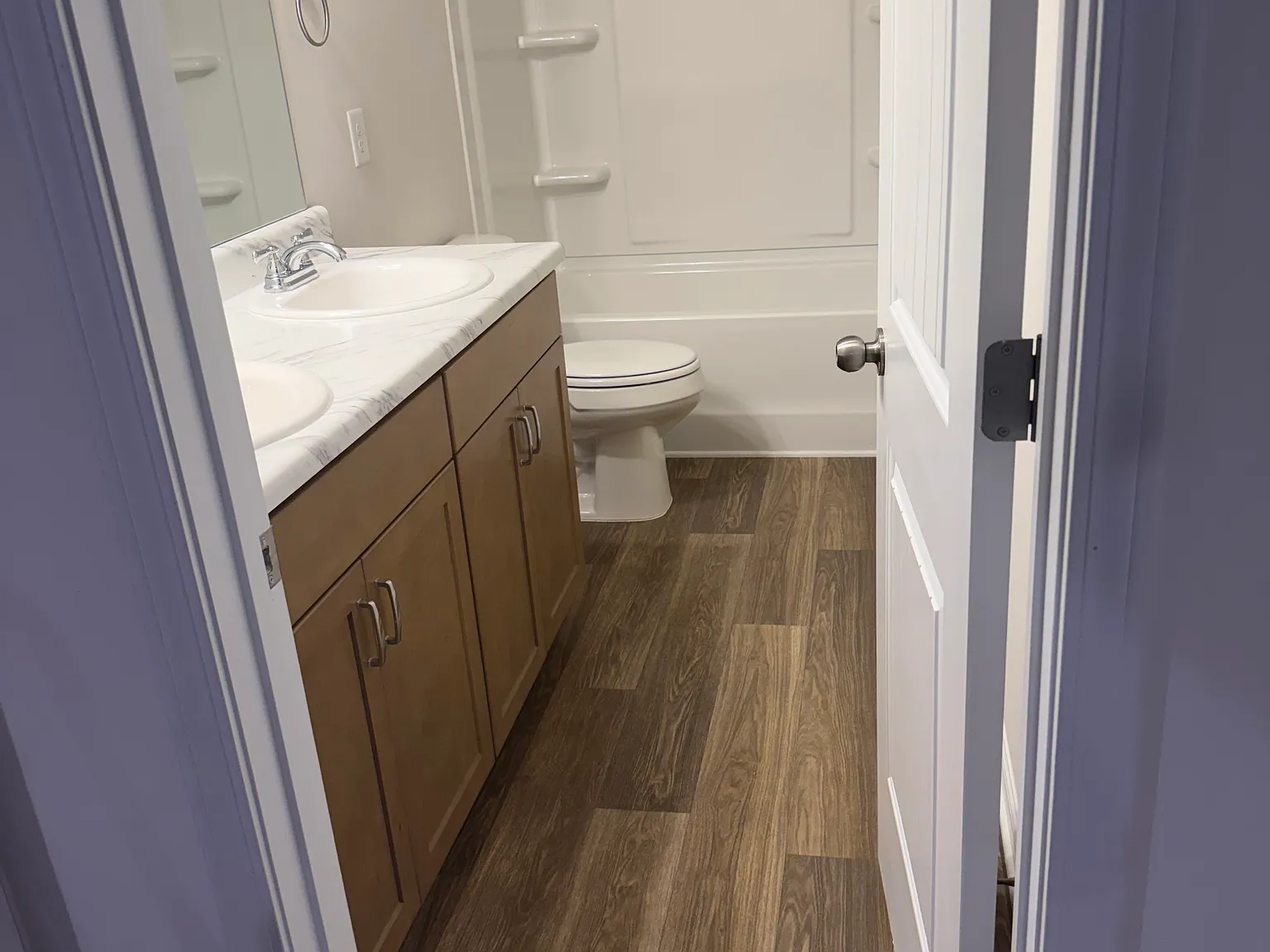 4 bed, 2565 sqft, $2,300 — Photo 3